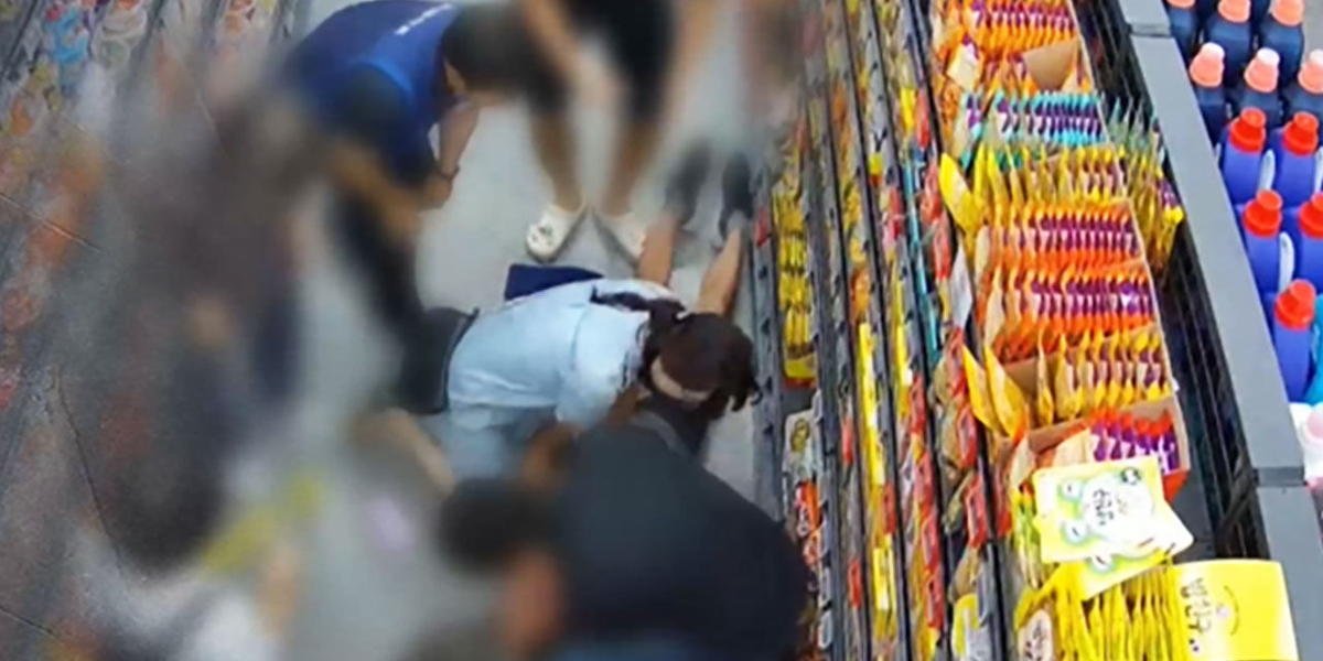 [단독] 아빠 쓰러지자 딸 당황…CPR 후 홀연히 사라진 간호사
